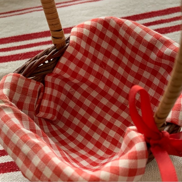 Small Basket / Basket / Mini Basket / Smaller Basket / Cute Basket / Baskets - Picture 13 of 17